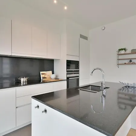 Huswell - Bright, Modern With Terrace Near Apartment *