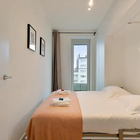 Apartment Huswell - Bright, Modern With Terrace Near