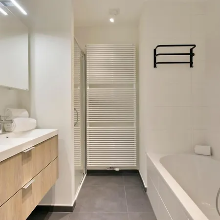 Huswell - Bright, Modern With Terrace Near Appartement Oostende