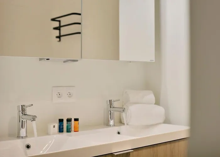 アパート Huswell - Bright, Modern With Terrace Near オステンド