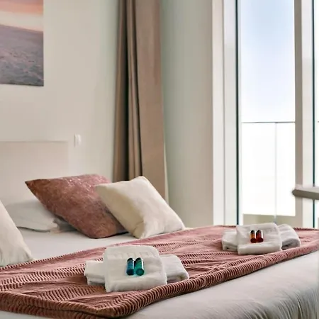 Casiola - Bright, Modern With Terrace Near Ostende